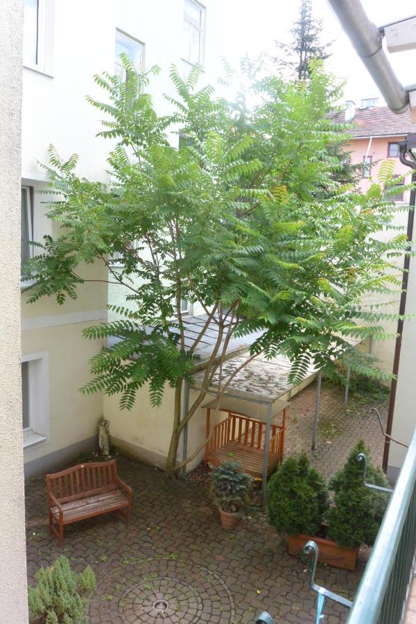 Adlerhof Bed & Breakfast Salzburg Exterior photo