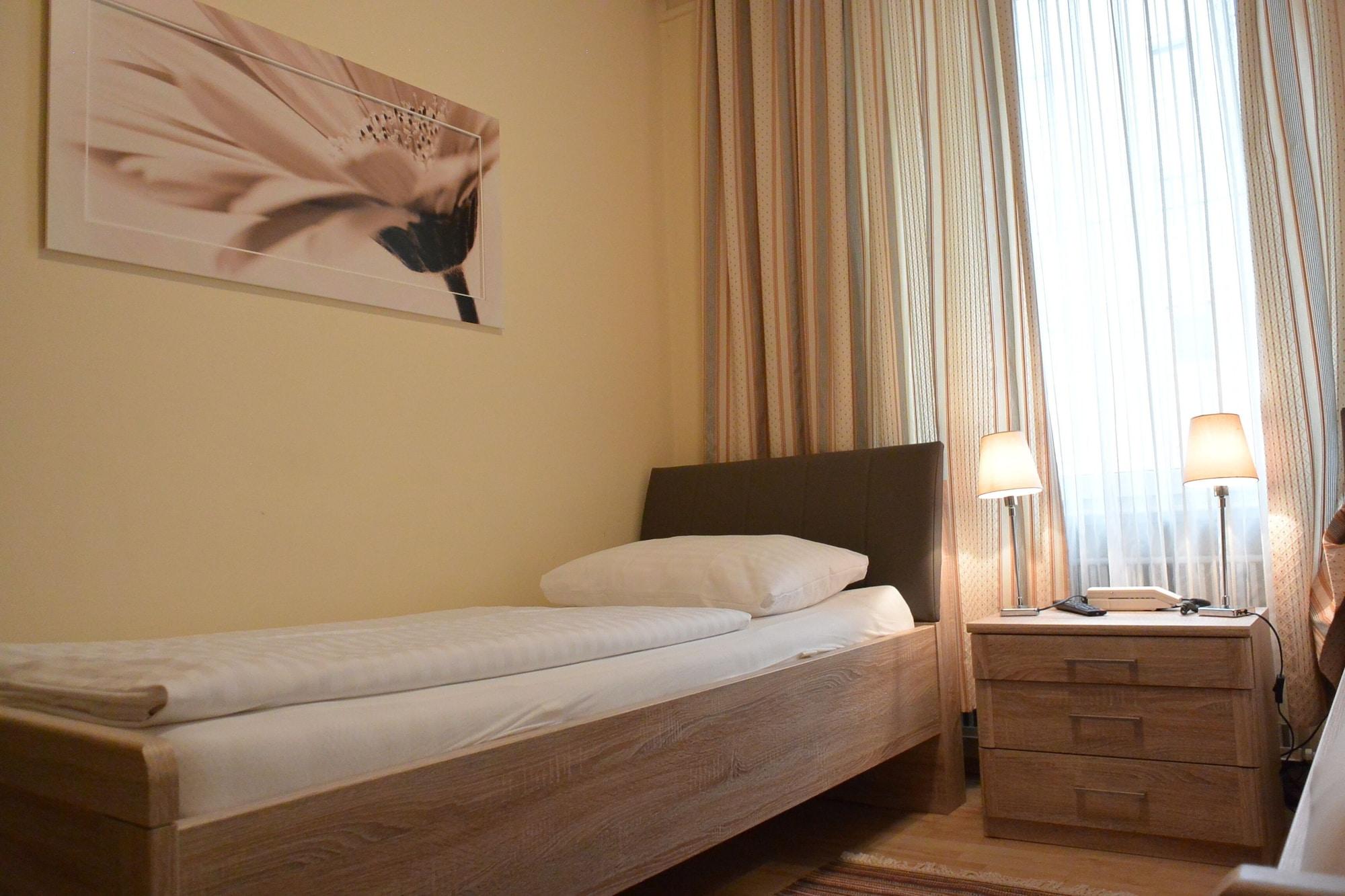 Adlerhof Bed & Breakfast Salzburg Exterior photo
