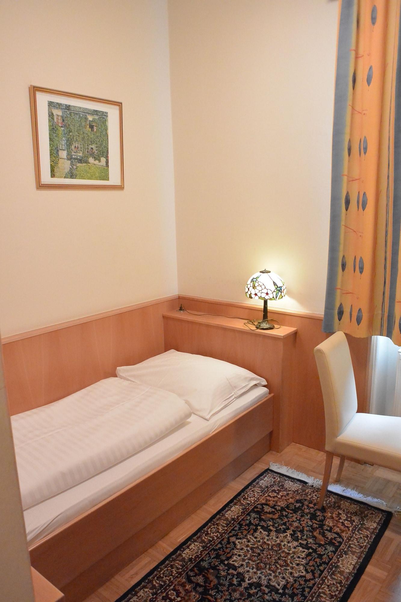 Adlerhof Bed & Breakfast Salzburg Exterior photo